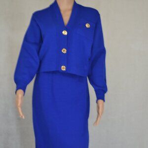 ST. JOHN SEPARATES BLUE AND GOLD TWO PIECE  THREE BUTTON SKIRT SET SIZE  P